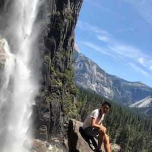 Meet your Posher, Tsering